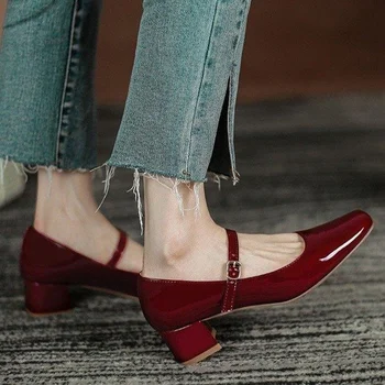 Пролет 2023, Нови дамски обувки Mary Janes, висококачествени кожени модела обувки на нисък ток, с квадратни пръсти, с неглубоким каишка и катарама, дамски обувки