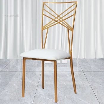Скандинавските трапезни столове от ковано желязо С облегалка Кухненски Кът Столове за почивка Мебели за дома, Лесен Луксозен Стол за трапезария на хотела
